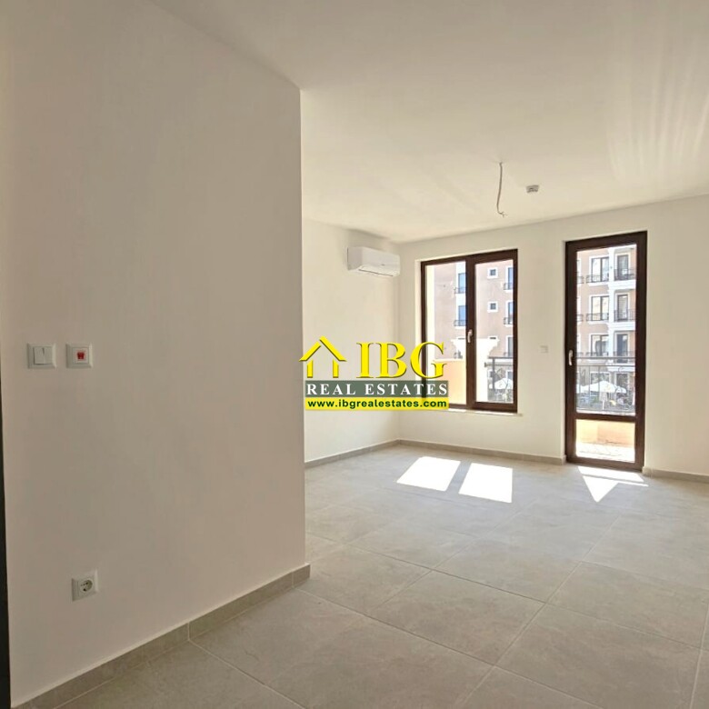 New Studio Apartment for Sale in Emperium, Sveti Vlas