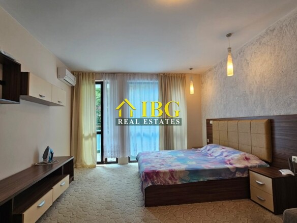 Bright and spacious one bedroom apartment with Pool View in Sun Gate, Sunny Beach
