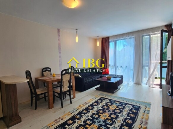 Bright and spacious one bedroom apartment with Pool View in Sun Gate, Sunny Beach