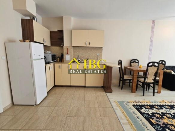 Bright and spacious one bedroom apartment with Pool View in Sun Gate, Sunny Beach
