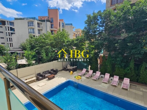 Bright and spacious one bedroom apartment with Pool View in Sun Gate, Sunny Beach