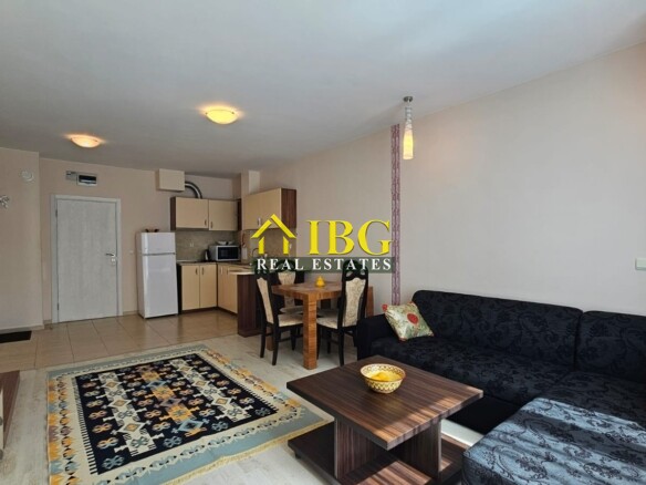 Bright and spacious one bedroom apartment with Pool View in Sun Gate, Sunny Beach