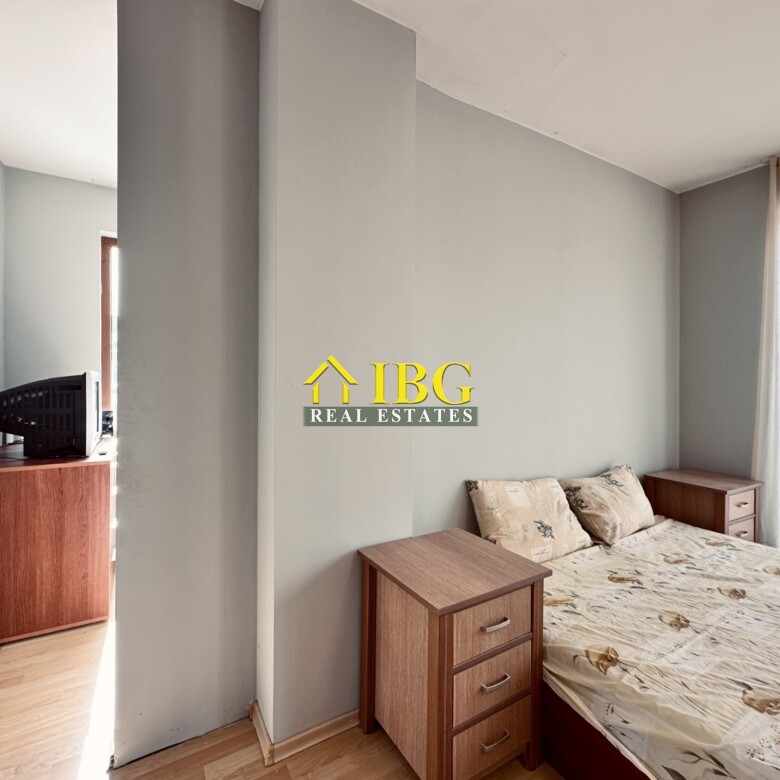 Studio with Pool and Sea View in Amadeus 11 Complex, Sunny Beach