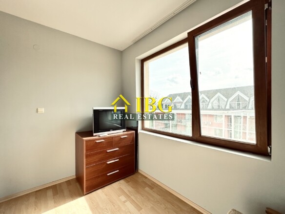 Studio with Pool and Sea View in Amadeus 11 Complex, Sunny Beach