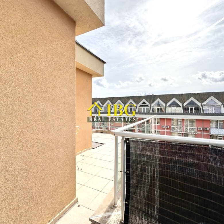 Studio with Pool and Sea View in Amadeus 11 Complex, Sunny Beach