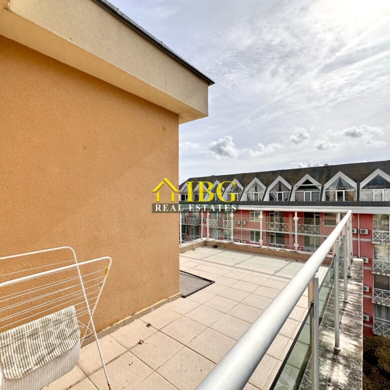 Studio with Pool and Sea View in Amadeus 11 Complex, Sunny Beach