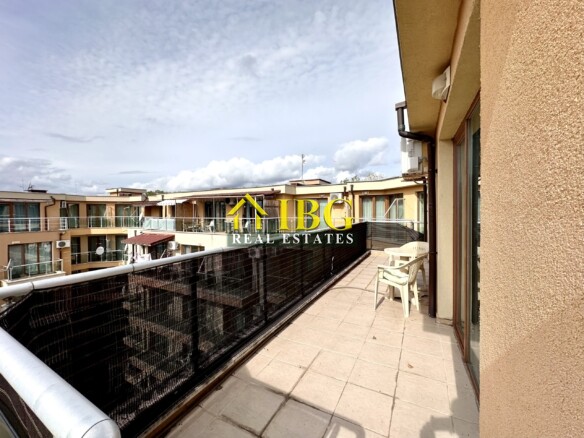 Studio with Pool and Sea View in Amadeus 11 Complex, Sunny Beach