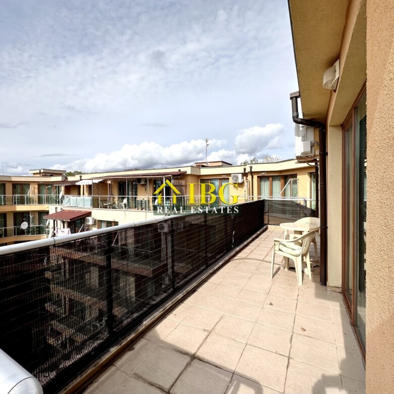 Studio with Pool and Sea View in Amadeus 11 Complex, Sunny Beach