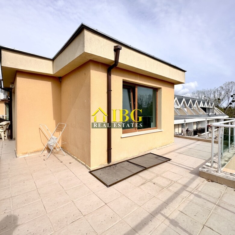Studio with Pool and Sea View in Amadeus 11 Complex, Sunny Beach