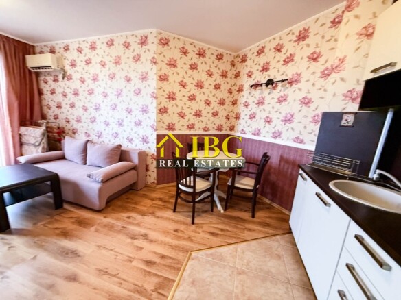 1-Bedroom Apartment with Pool View | Melia 8, Ravda | 100m from the Beach