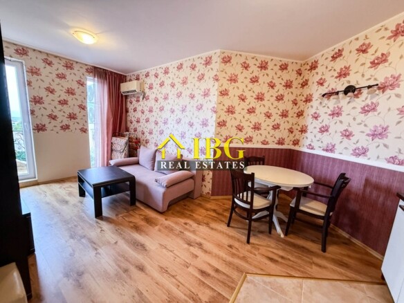1-Bedroom Apartment with Pool View | Melia 8, Ravda | 100m from the Beach