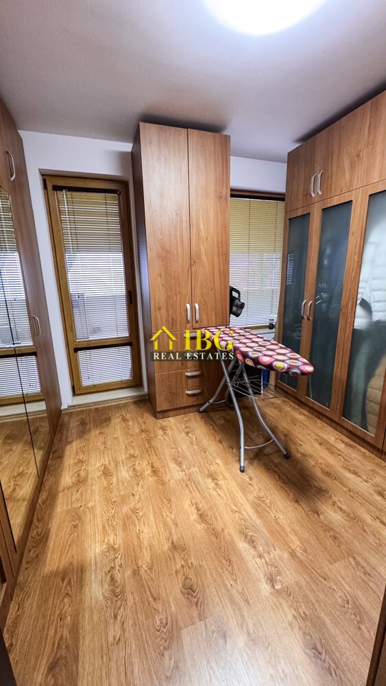 Spacious 3-Bedroom Apartment with Sea View for Sale in Villa Rossa, Ravda