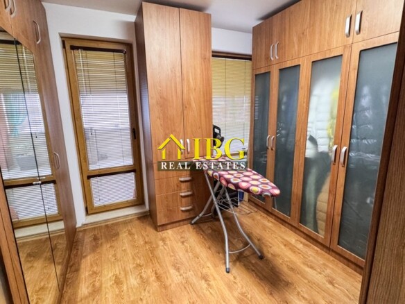 Spacious 3-Bedroom Apartment with Sea View for Sale in Villa Rossa, Ravda