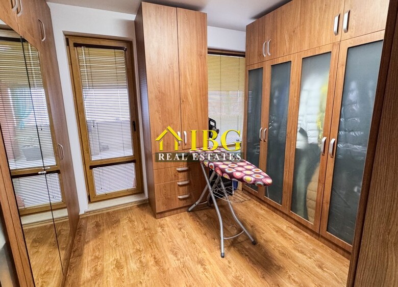 Spacious 3-Bedroom Apartment with Sea View for Sale in Villa Rossa, Ravda