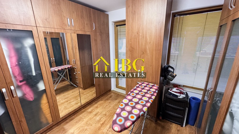 Spacious 3-Bedroom Apartment with Sea View for Sale in Villa Rossa, Ravda