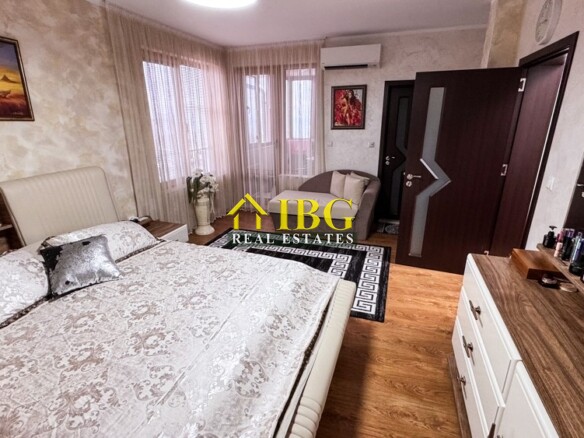 Spacious 3-Bedroom Apartment with Sea View for Sale in Villa Rossa, Ravda
