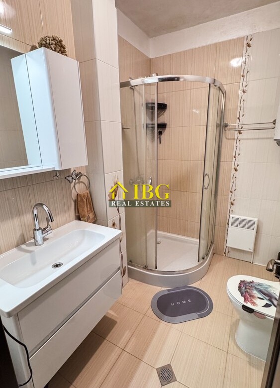 Spacious 3-Bedroom Apartment with Sea View for Sale in Villa Rossa, Ravda