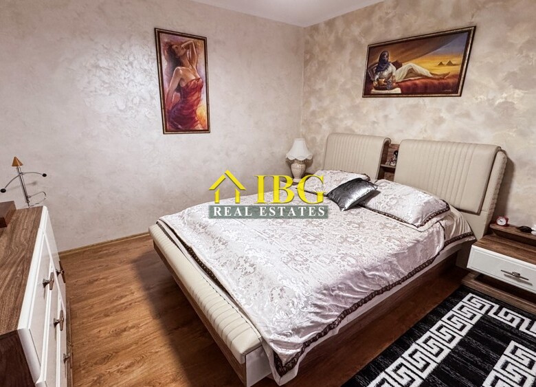 Spacious 3-Bedroom Apartment with Sea View for Sale in Villa Rossa, Ravda