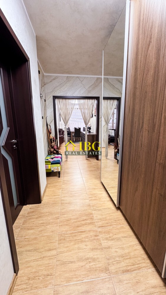 Spacious 3-Bedroom Apartment with Sea View for Sale in Villa Rossa, Ravda
