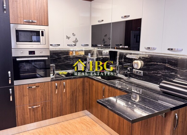 Spacious 3-Bedroom Apartment with Sea View for Sale in Villa Rossa, Ravda