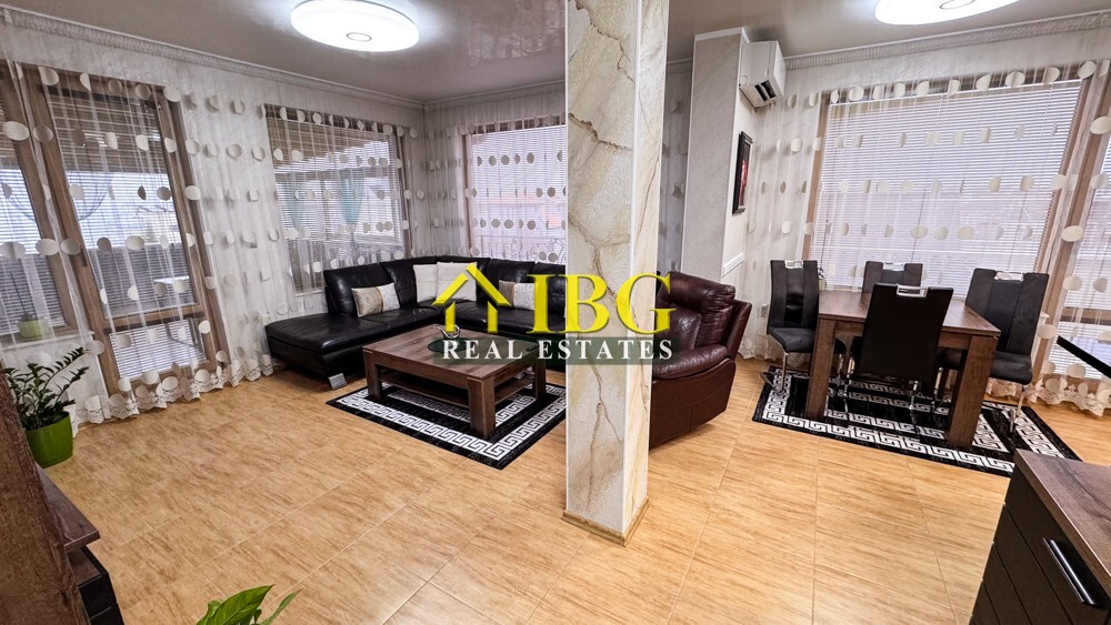 Spacious 3-Bedroom Apartment with Sea View for Sale in Villa Rossa, Ravda