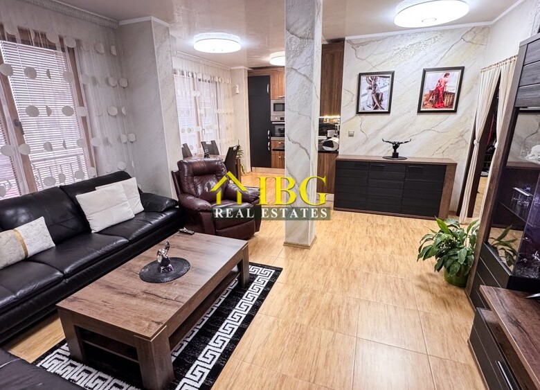 Spacious 3-Bedroom Apartment with Sea View for Sale in Villa Rossa, Ravda