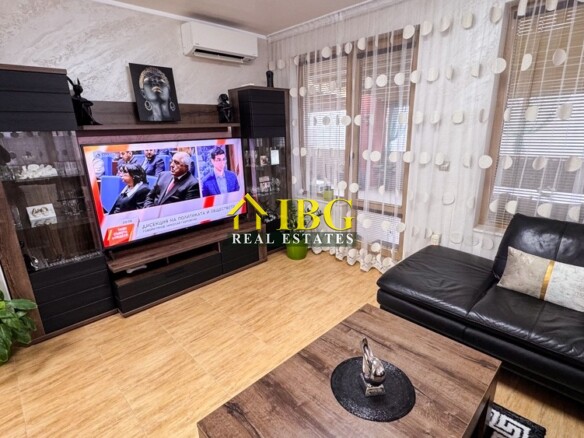 Spacious 3-Bedroom Apartment with Sea View for Sale in Villa Rossa, Ravda