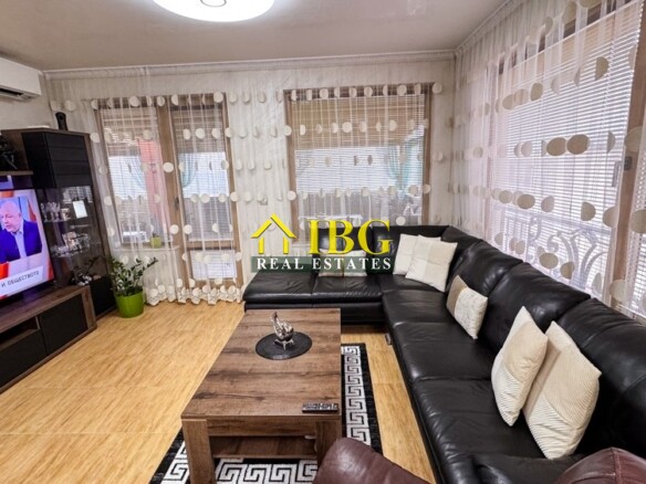 Spacious 3-Bedroom Apartment with Sea View for Sale in Villa Rossa, Ravda