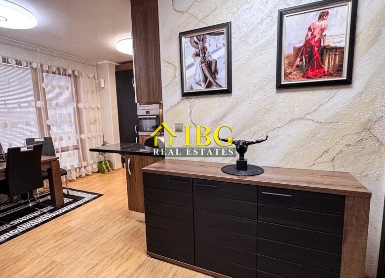Spacious 3-Bedroom Apartment with Sea View for Sale in Villa Rossa, Ravda