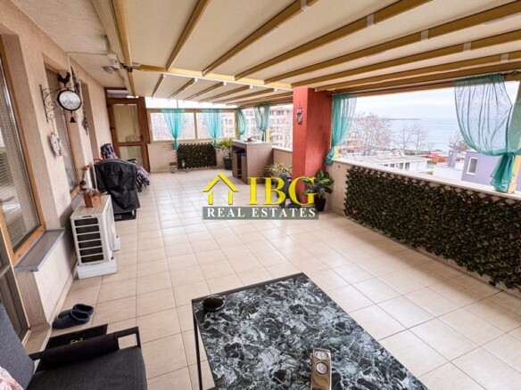 Spacious 3-Bedroom Apartment with Sea View for Sale in Villa Rossa, Ravda