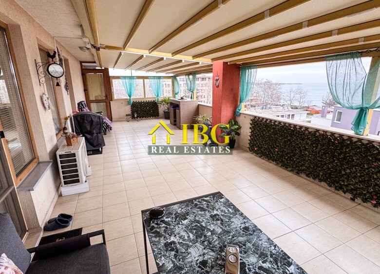 Spacious 3-Bedroom Apartment with Sea View for Sale in Villa Rossa, Ravda