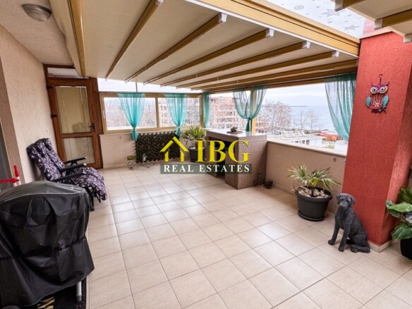 Spacious 3-Bedroom Apartment with Sea View for Sale in Villa Rossa, Ravda