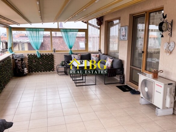 Spacious 3-Bedroom Apartment with Sea View for Sale in Villa Rossa, Ravda