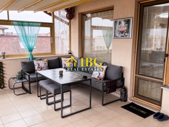 Spacious 3-Bedroom Apartment with Sea View for Sale in Villa Rossa, Ravda