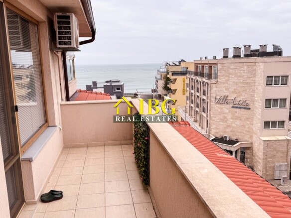 Spacious 3-Bedroom Apartment with Sea View for Sale in Villa Rossa, Ravda