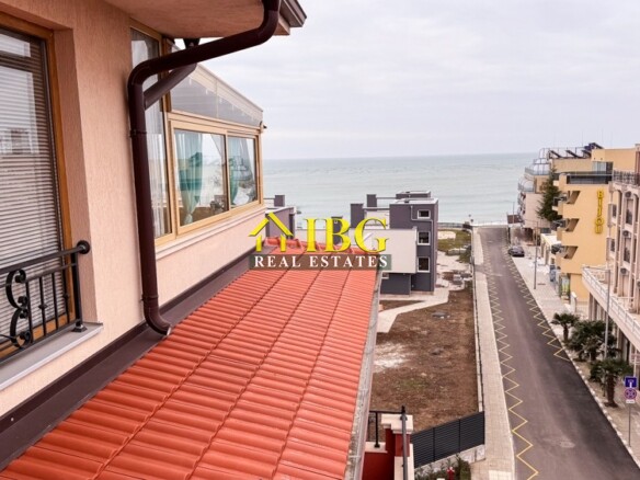 Spacious 3-Bedroom Apartment with Sea View for Sale in Villa Rossa, Ravda