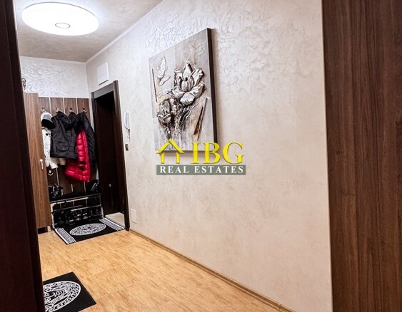 Spacious 3-Bedroom Apartment with Sea View for Sale in Villa Rossa, Ravda