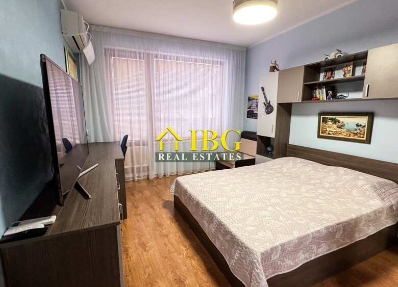 Spacious 3-Bedroom Apartment with Sea View for Sale in Villa Rossa, Ravda