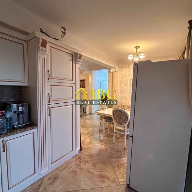 Spacious 2-Bedroom Apartment in Venera Palace, Sunny Beach