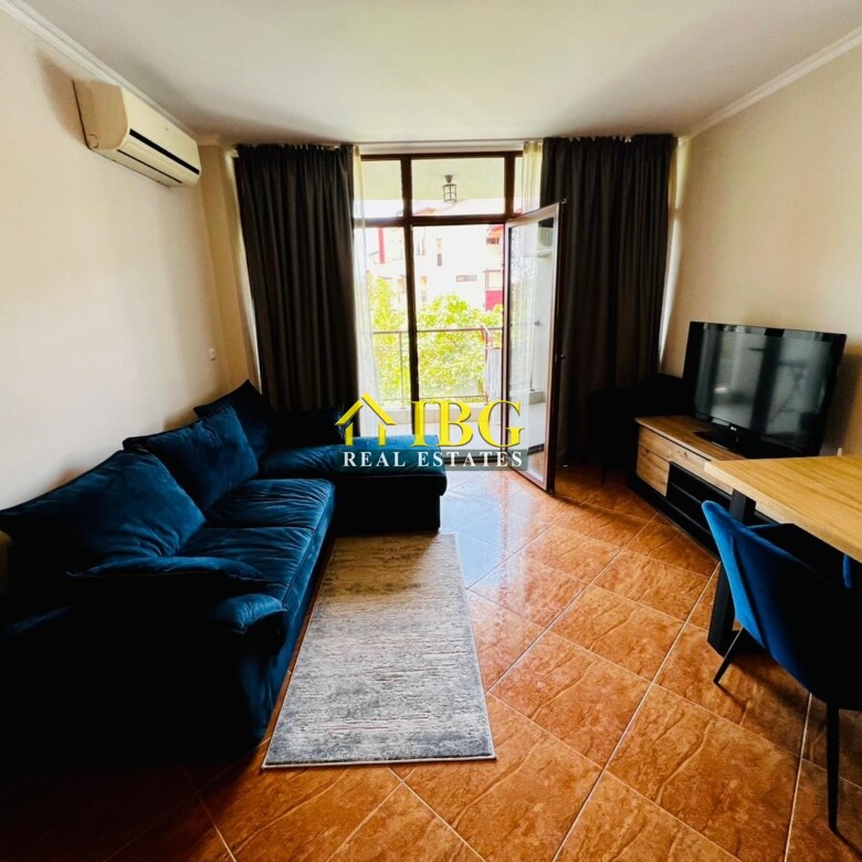 Spacious 2-Bedroom Apartment in Helios Complex, Sveti Vlas