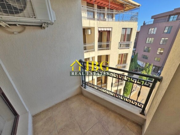 Bright 1-Bedroom Apartment with Pool View – Camelot, Sunny Beach