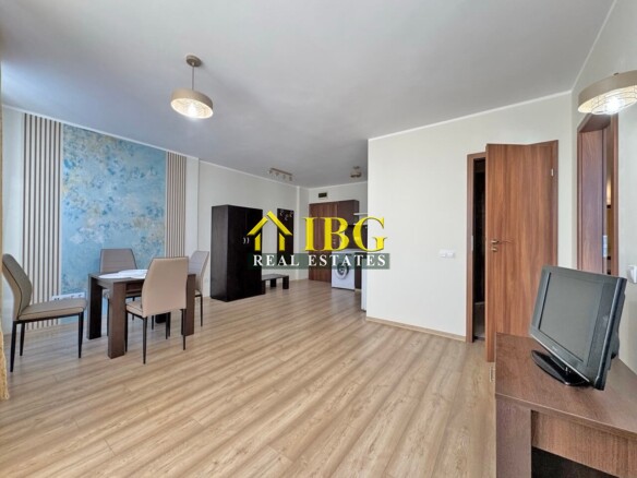 Bright 1-Bedroom Apartment with Pool View – Camelot, Sunny Beach
