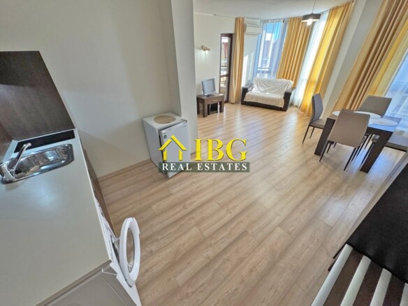 Bright 1-Bedroom Apartment with Pool View – Camelot, Sunny Beach