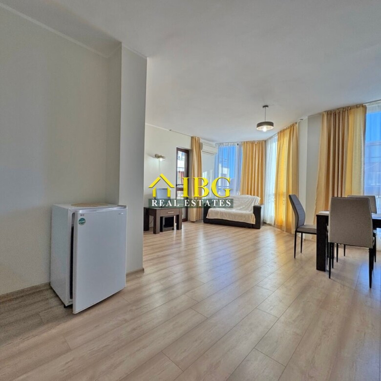 Bright 1-Bedroom Apartment with Pool View – Camelot, Sunny Beach