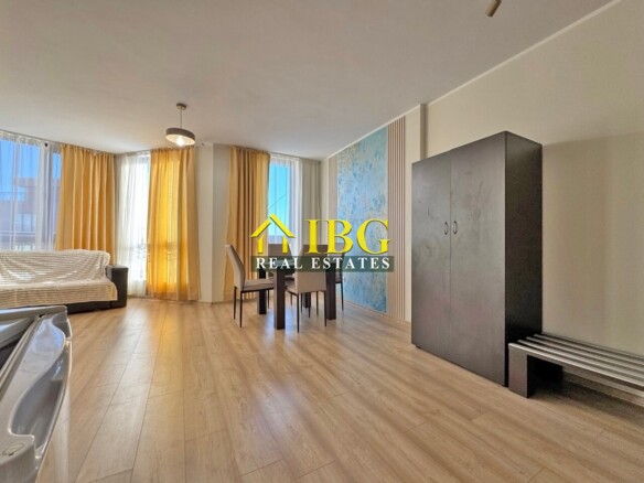 Bright 1-Bedroom Apartment with Pool View – Camelot, Sunny Beach