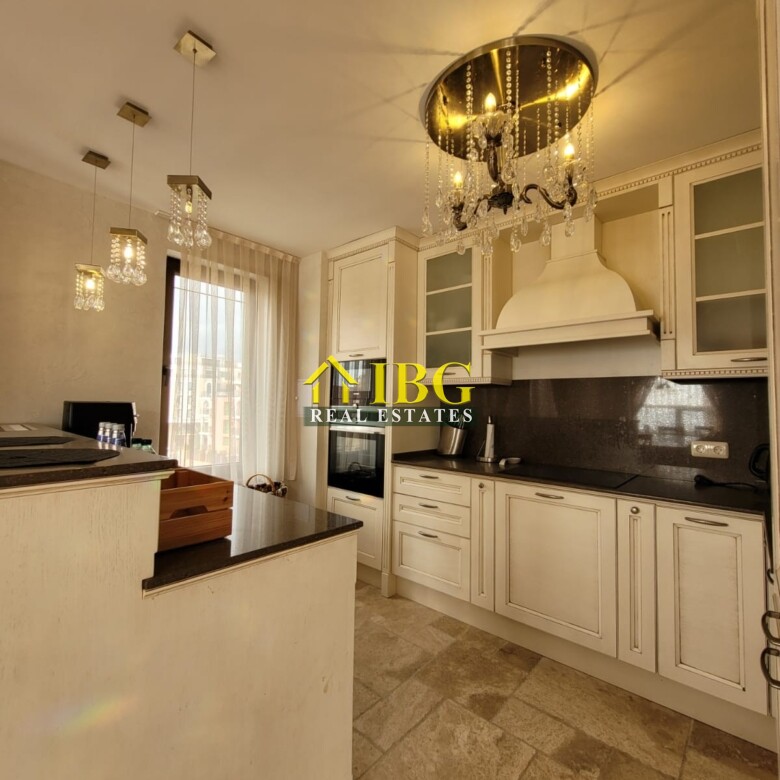 Luxurious Three-Level Maisonette with Sea Views in Arthur Complex, Sveti Vlas