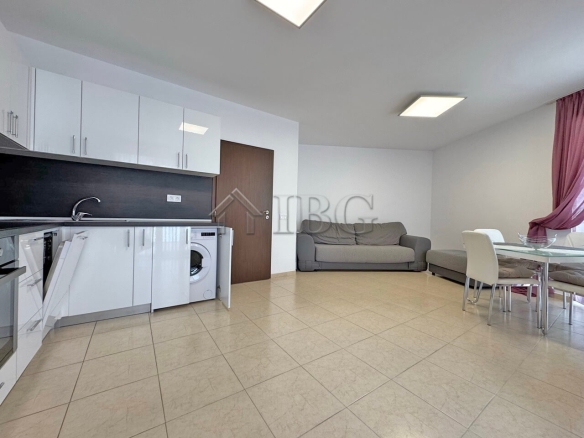 Comfortable One-Bedroom Apartment with Pool View | VIP Image, Sunny Beach