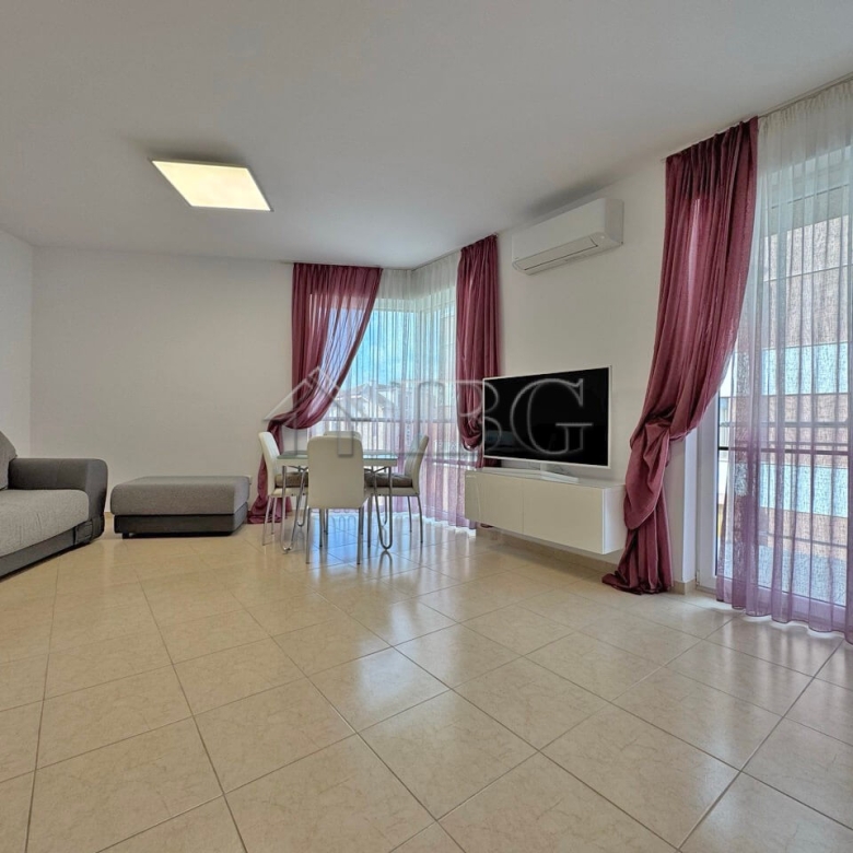 Comfortable One-Bedroom Apartment with Pool View | VIP Image, Sunny Beach