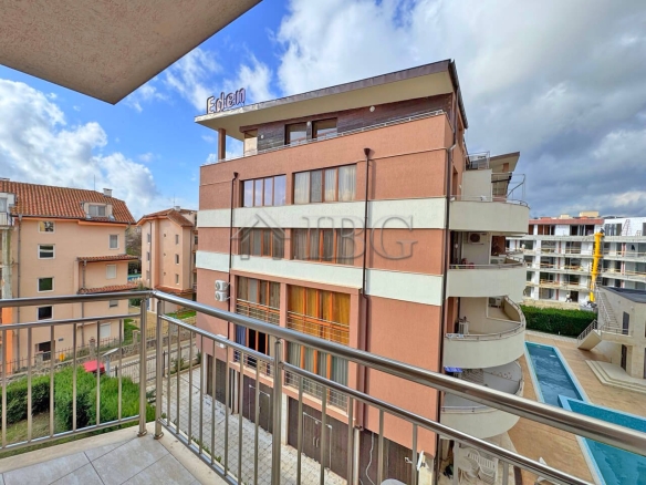 Comfortable One-Bedroom Apartment with Pool View | VIP Image, Sunny Beach