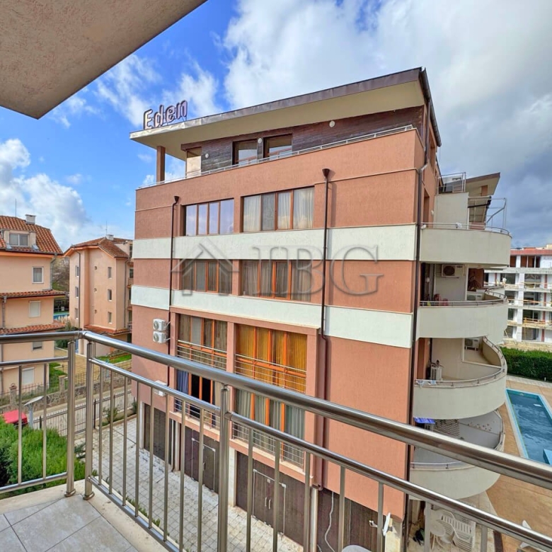 Comfortable One-Bedroom Apartment with Pool View | VIP Image, Sunny Beach